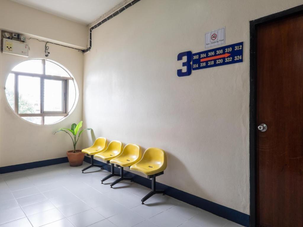 Hotel Muangphol Mansion 3*