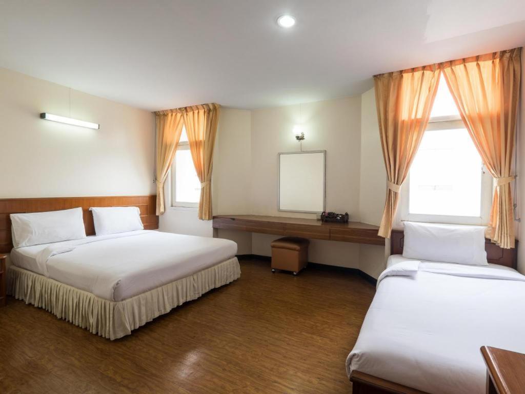 Hotel Muangphol Mansion 3*